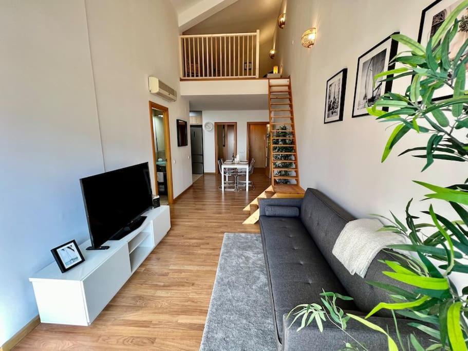 Apartamento Espacioso Y Familiar Terrassa Buitenkant foto